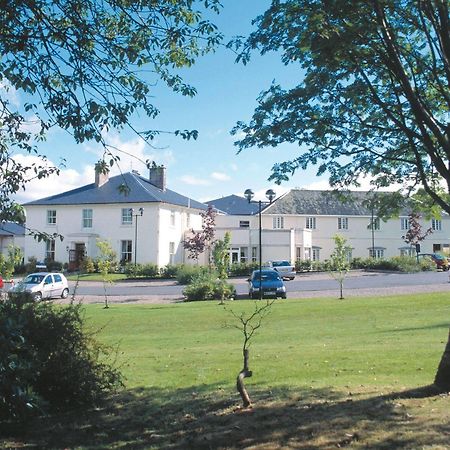 Macdonald Crutherland House East Kilbride Exteriör bild